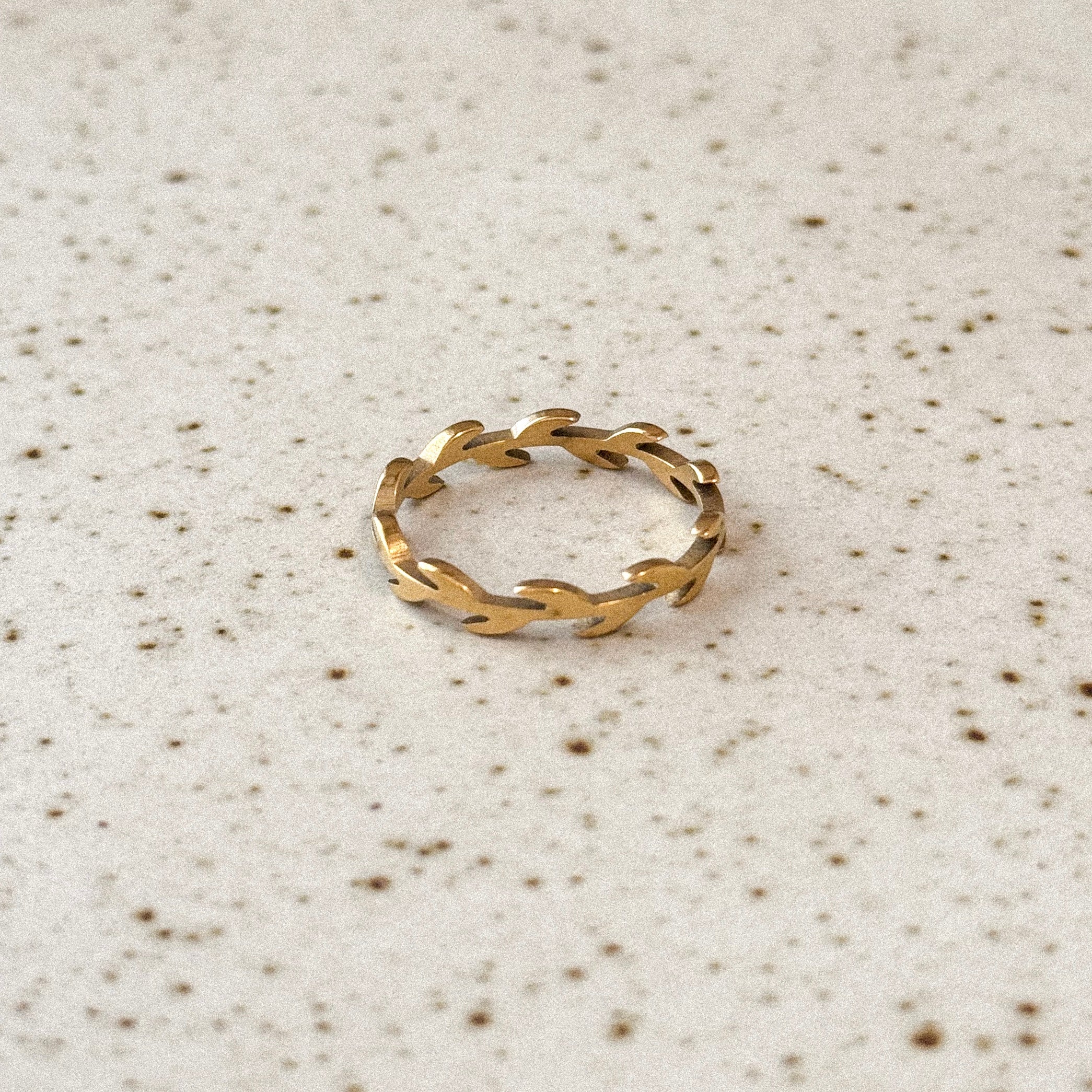 Anillo Olga