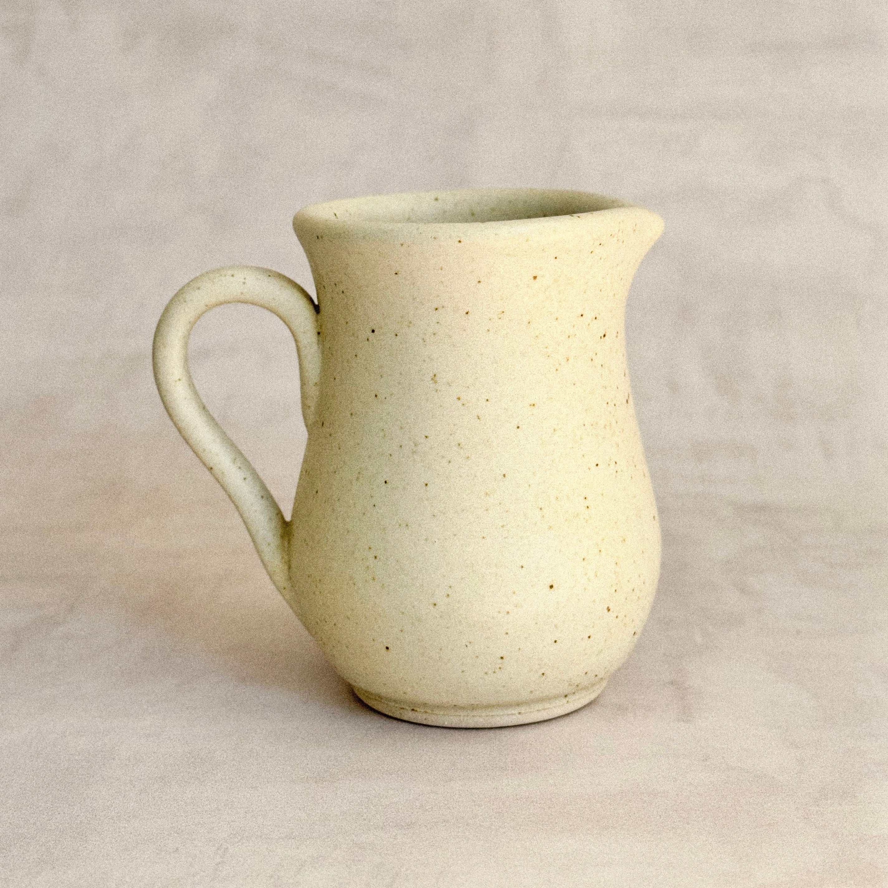 Vinata Jug